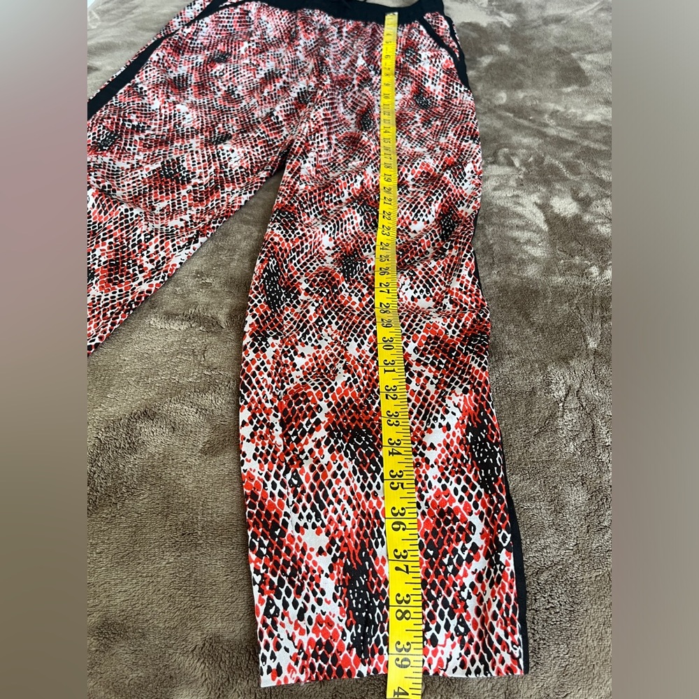 Calvin Klein Jogger Pants Red Black White Snake Print Drawstring Pants SZ S - Picture 13 of 15